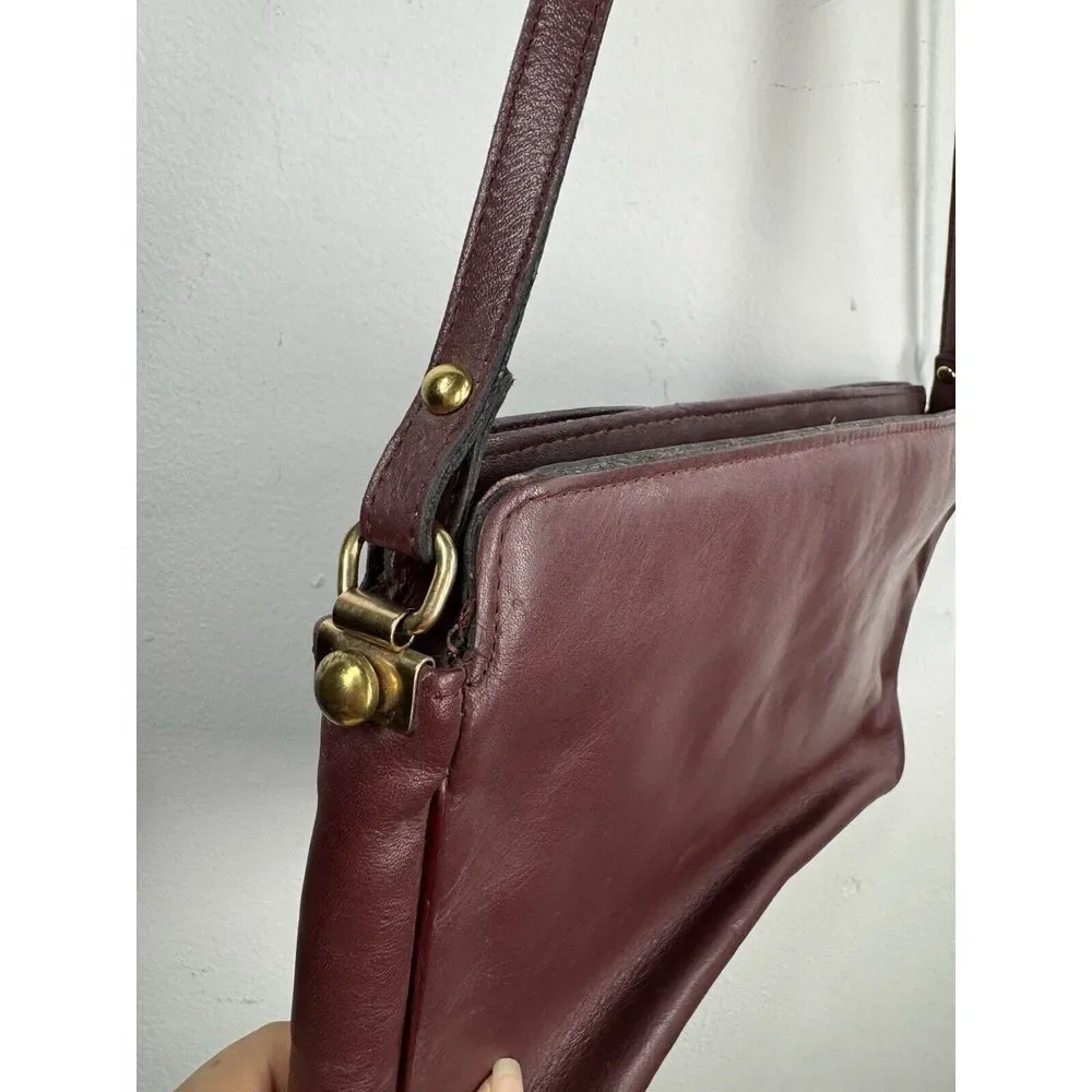 Vintage 80s 90s ETIENNE AIGNER Medium Leather Shoulder Bag Handbag Classic Retro